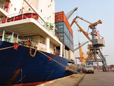 Đội  tàu biển Việt Nam đang xa dần mục tiêu